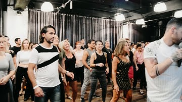 Daniel and Desiree Bachata warmup demo  at Montreal Bachata Senusal nights 2017