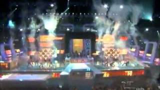 Wisin & Yandel - Premios lo nuestro 2011- Estoy enamorado , Zun Zun EN VIVO - Ft Pitbull , Tego