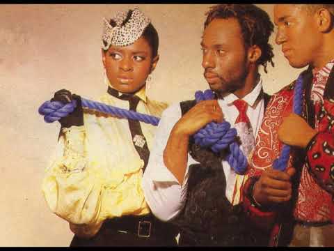 Loose Ends - Hanging On A String