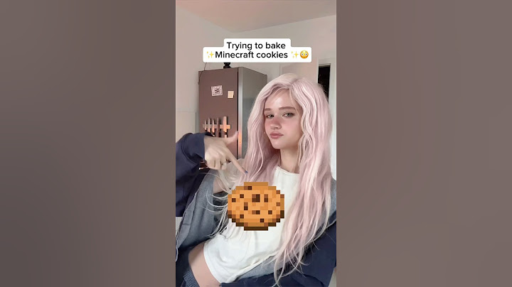 I tried to bake MINECRAFT cookies in REAL LIFE and I’m SHOOOK!😩🍪| JULIAGISELLA #minecraft