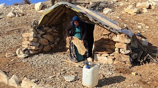 Creativity in the mountains: A mother's initiative to organize her tunnel house, building a platform