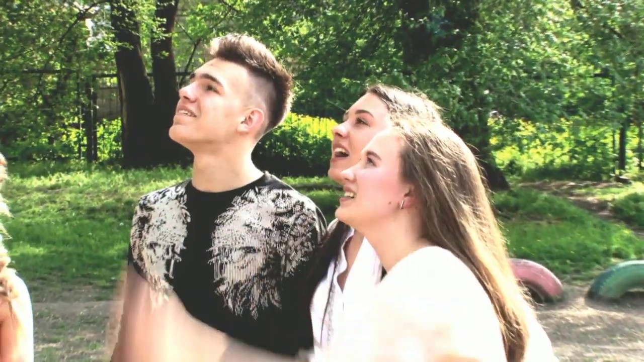 НИКОГО НЕ ОСТАВИТ РАВНОДУШНЫМ Клип от выпускников СШ № 3 г. Верхнеднепровск