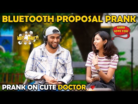 She Proposed Guru🤯❤️ Bluetooth Proposal Prank On Cute Doctor @Kovai360