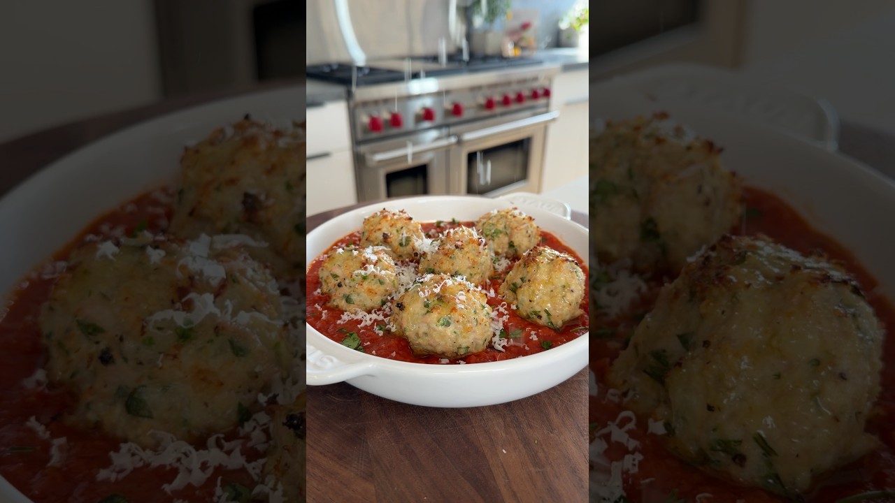 Aunt Susan’s chicken ricotta meatballs✨
