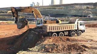 Liebherr 974 Excavator Loading Trucks - Operator View