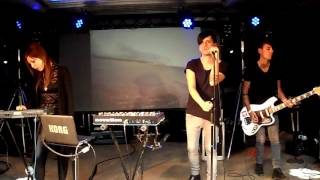 Famous ASH CODE - NCN Festival Deutzen - 05-09-2015 - Waves with no shores Net Worth