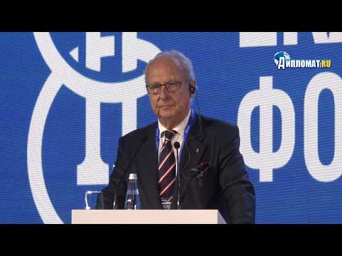 «НАС СПАСЛИ РУССКИЕ СОЛДАТЫ!» — Потомок Екатерины II рассказал невероятную историю семьи