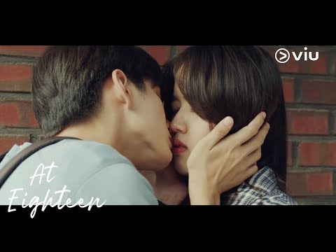 Ong Seong Wu and Kim Hyang Gi's first kiss | At Eighteen EP14 [ENG SUBS] | Free on Viu