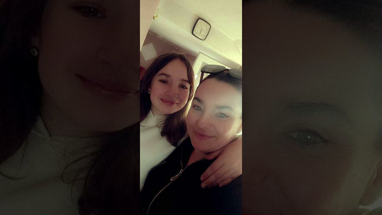 Szabó Annamária 17dik születésnapja alkalmából küldi édes anyja és a szajko család 