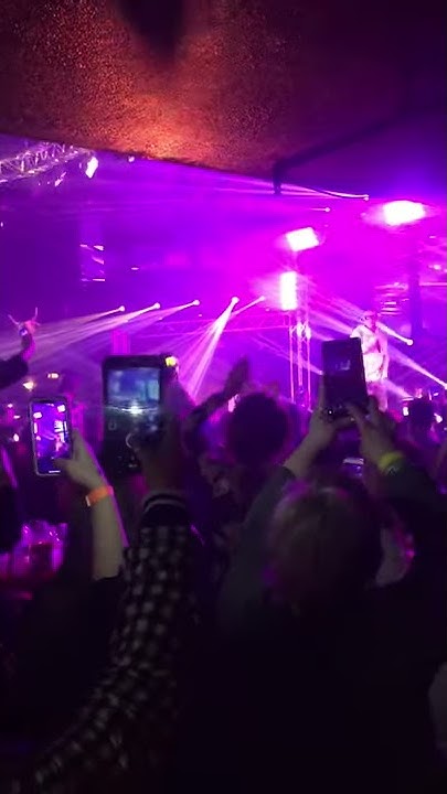 bad-bunny-vip-youtube