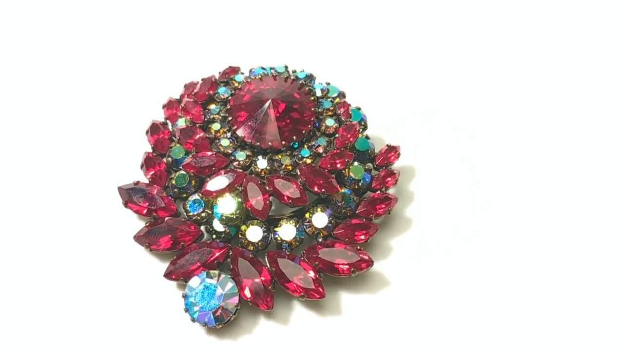 ブローチ ラインストーン レッド オーロラカラー 088344 - YouTube