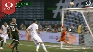 Guillermo Ochoa makes a great save! | Televisa Deportes screenshot 2