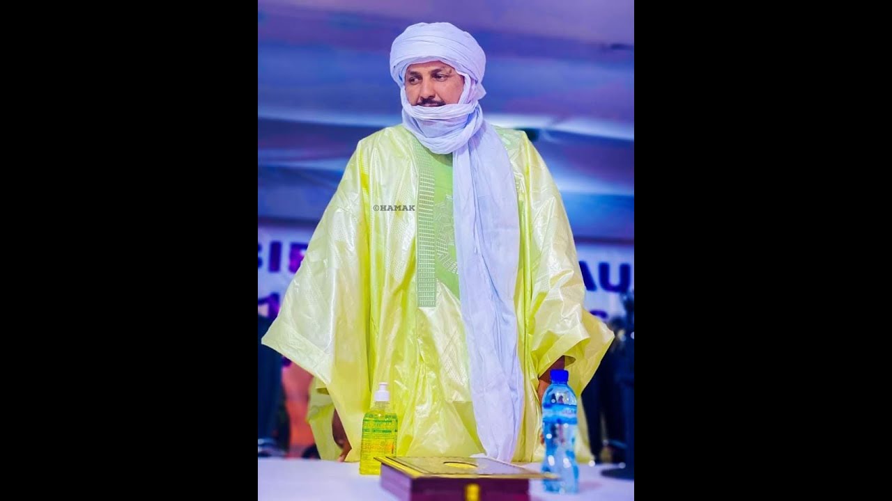 إذاعة أزواد قائد الحركة المجلس الأعلى لوحدة أزواد العباس غ إنتلا