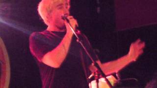 Bilderbuch - 'Maschin' (Live at Vera, Groningen, January 16th 2015)