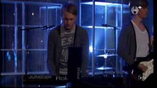 Cosmic Call - Lightbulbs (live @ kastljos 2010)