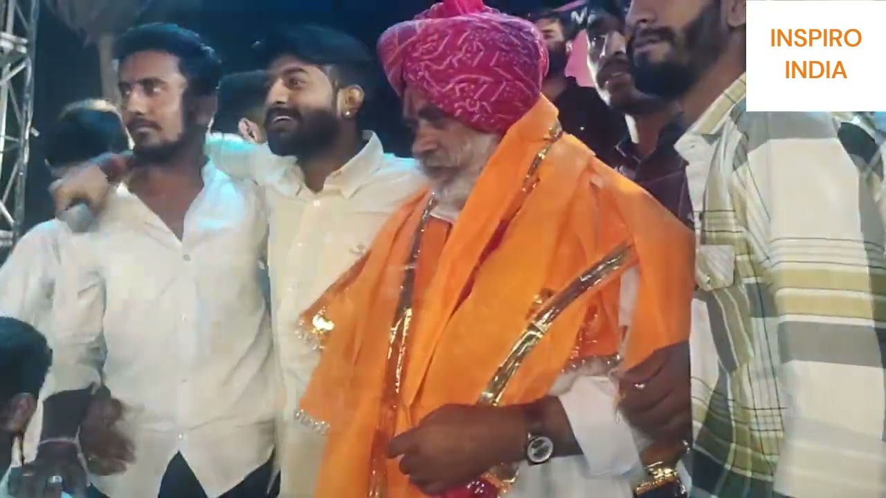 आखिरी दिन के गरबा में उमड़ पड़ा सुखाड़िया विश्वविद्यालय, हजारों की संख्या में नाचे लड़के-लड़कियां