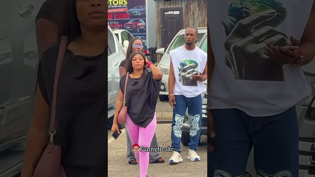 Нет, эта — сумасшедшая охотница за деньгами.