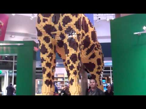 Ini adalah video membuka mainan lego duplo 10835 Family House seri My Town. Semoga videonya dapat me. 