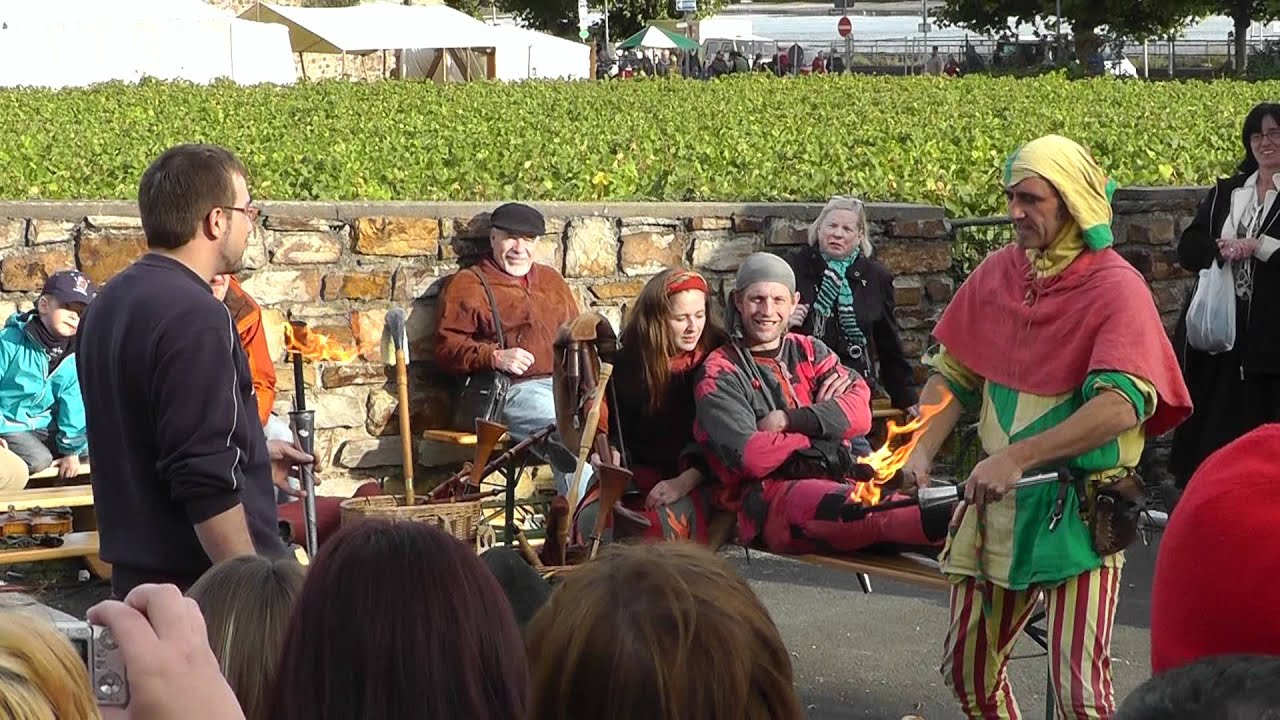 Rüdesheim 2011: Malonius & Kasper - Feuer Jonglage - YouTube 6669Tweety