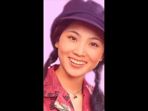 凤飞飞 没有泥土哪有花 啦啦版··.wmv