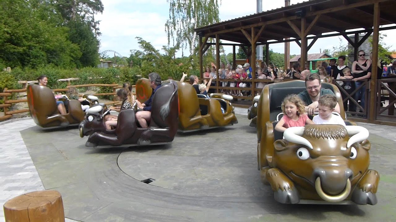 Rodeotyrene i Bondegårdsland i Djurs Sommerland