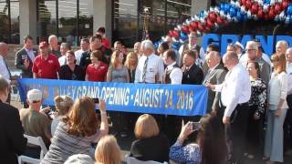 Grand Opening Of Stater Bros. In Simi Valley, California