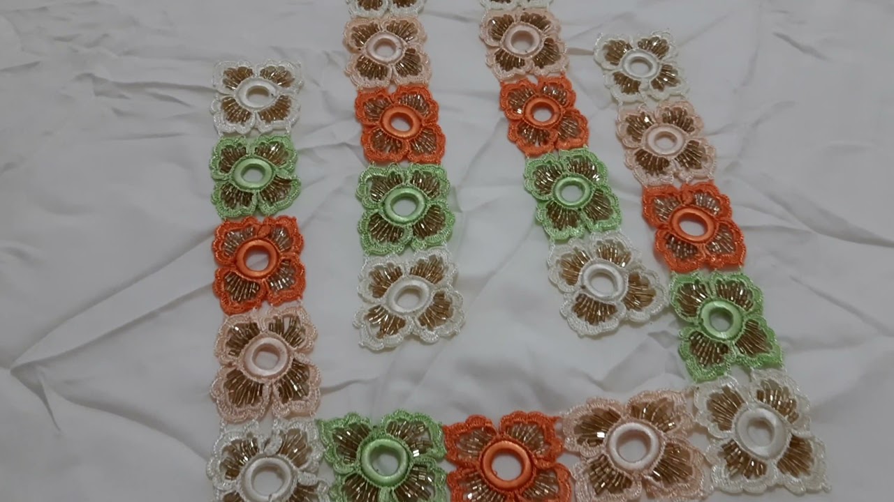 jolie modèle de crochet perlé 🤩 🤩 #crochet #algerien #biskra #col #صدر كروشي#crochetersofinstagram