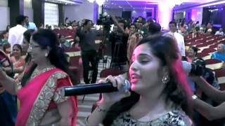 "Saawan Mein Lag Gayi Aag + Mix" Momindia Presents"Gujarati Wedding Mehndi