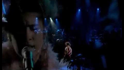 Imogen Heap - Hide and seek MTVU woodie awards performance