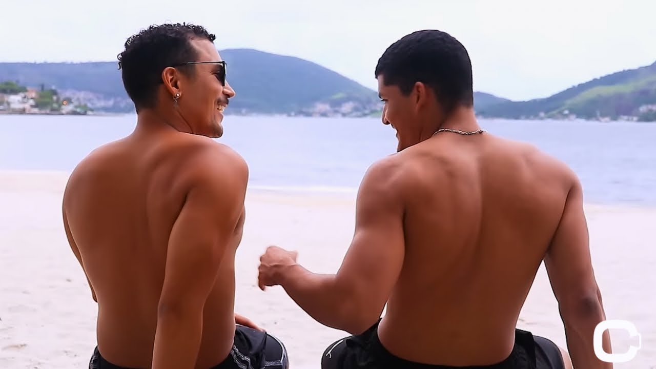 VESTÍGIO - Curta Gay | Todas as Cores