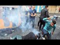 شاهد بلفديو قمبلة مسيل الدموع تضرب المتضاهر برأسه