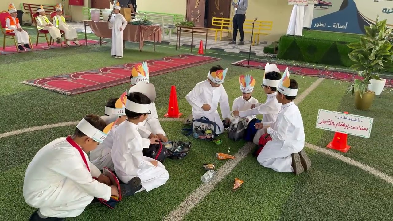 إذاعة طلاب الصف الأول / أ بعنوان العمل التطوعي إعداد المعلم : ماهر سلطان ، الإثنين 21 / 11 / 1446هـ