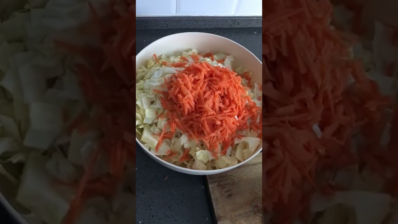 EFSANE COLESLAW LAHANA SALATASI YAPTIK #food #foodvideo #shorts #foodshorts #yemek #yemektarifleri