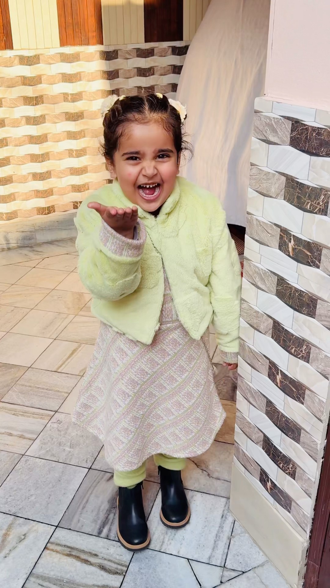 Anaya Ne Mumma Papa Ke ToothBrush Ke Sath Kya Kiya ?