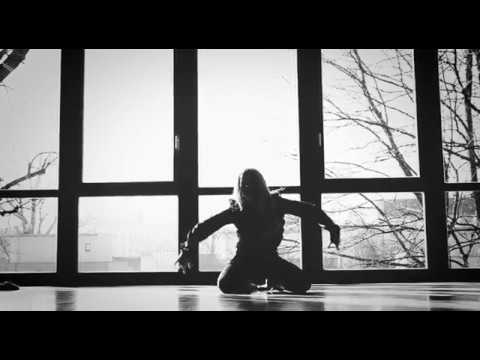 YouTubeでThe Ghost Of Helags - Under My Skin (Official Video)を視聴 YouTubeでThe Ghost Of Helags - Under My Skin (Official Video)を視聴