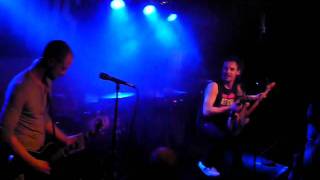 Donots - We're not gonna take it (live)