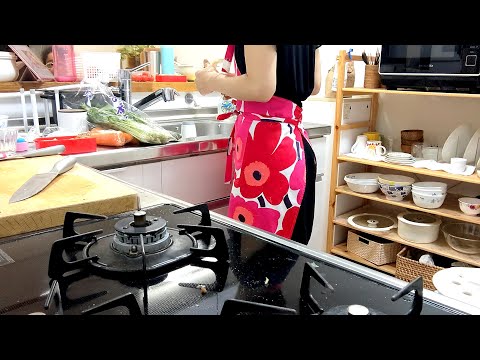 【家庭音 料理 asmr】校外学習に行く小6娘のお弁当を作る…キッチンでの子供との会話などリアルな音を聞いてください