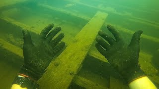 I Found a Sunken Ship While Scuba Diving! (Explored for Treasure) I Found a Sunken Ship While Scuba Diving! (Explored for Treasure)