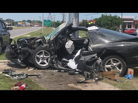 2 hospitalized after two-vehicle crash in Suffolk