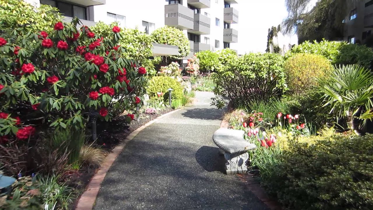 Marifield Park in spring - YouTube