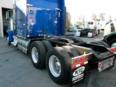 My Moms new 08 Kenworth w900L *Chicken Lights and Chrome*