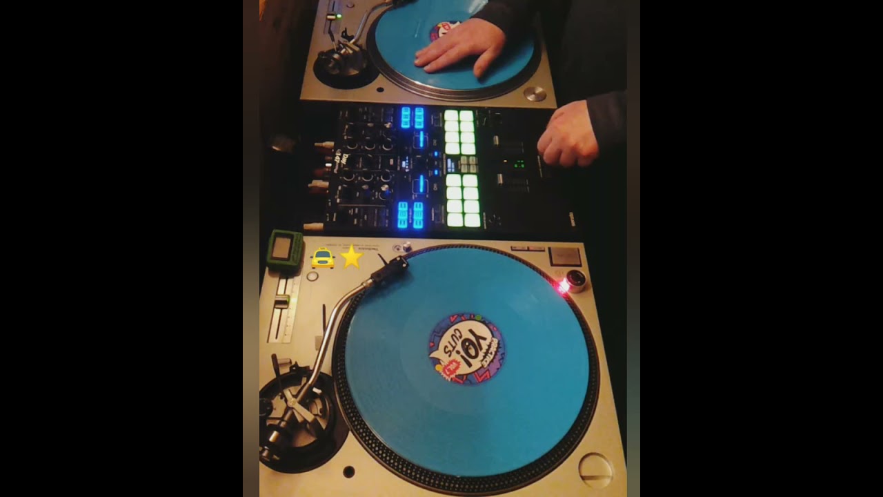 Scratching Day 147.  blue dice practice 🥶