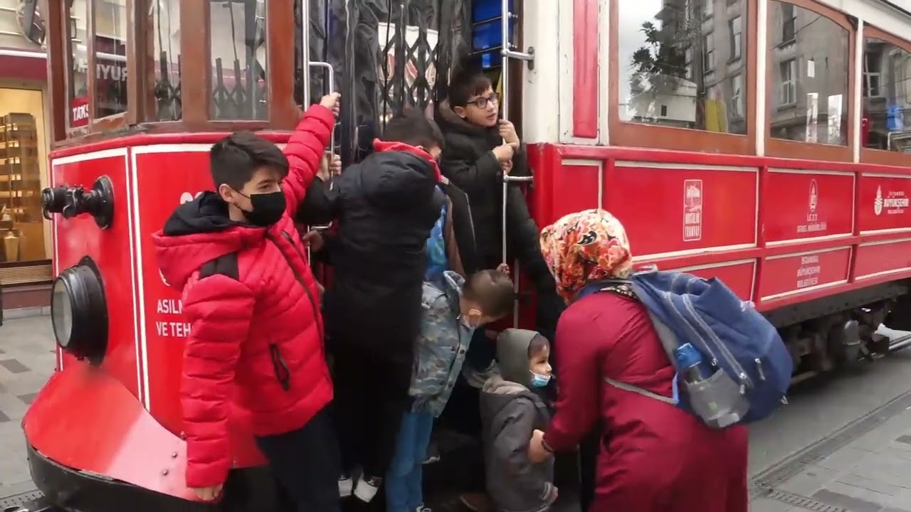 イスタンブールカードで街巡りに出よう