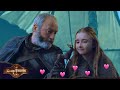 Davos being a dad for 4 minutes straight