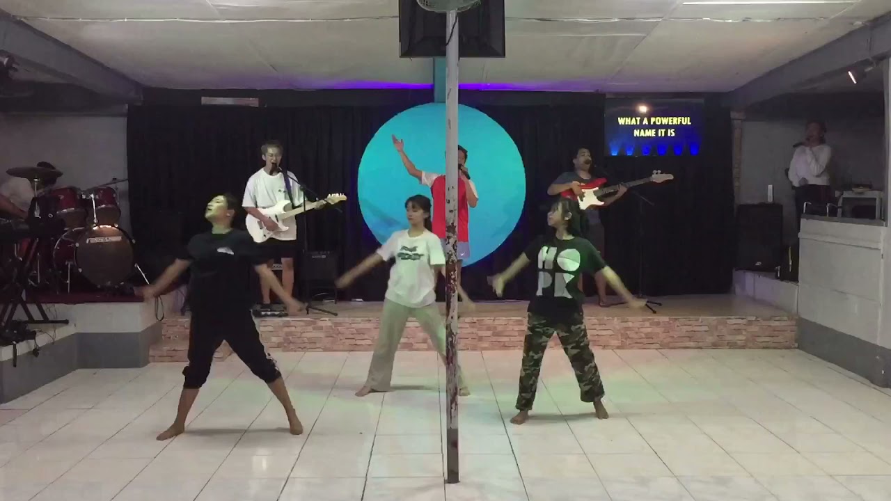 P&W Rehearsal - Build my life | What a Beautiful Name (Dance steps)