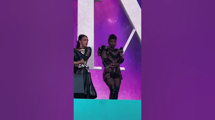 Dionne Ward-Anderson sings Get Down from SIX at We...
