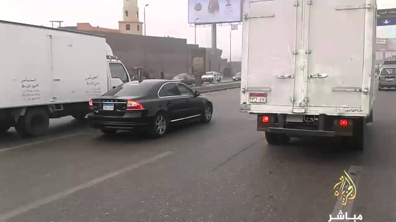 غيوم و اتربة في سماء العاصمة المصرية