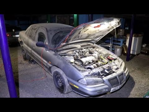 Videó: Hogyan lehet visszaállítani a biztonsági rendszert egy 2004-es Pontiac Grand Am-on?