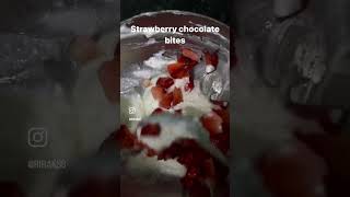 Strawberry chocolate bites 🍓