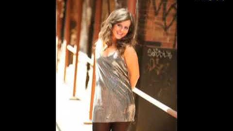 Using the Lastolite Ezybox Hotshoe *OFFICIAL LASTOLITE UK VIDEO*